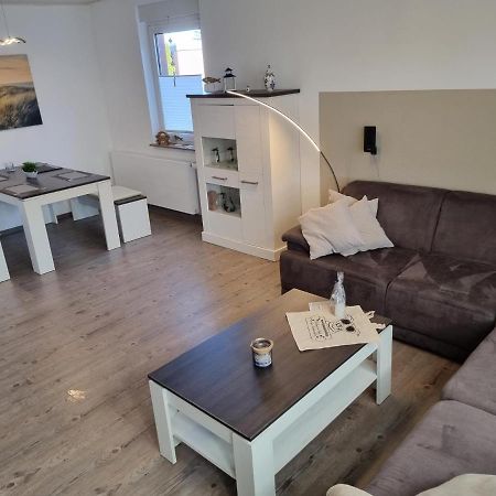Ferienhaus Ohrenqualle ดอร์นุม ภายนอก รูปภาพ